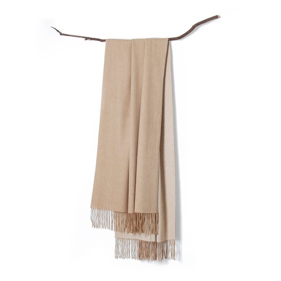 Edelweiss 100% cashmere luxurious women’s scarf - Picture 3 of 6